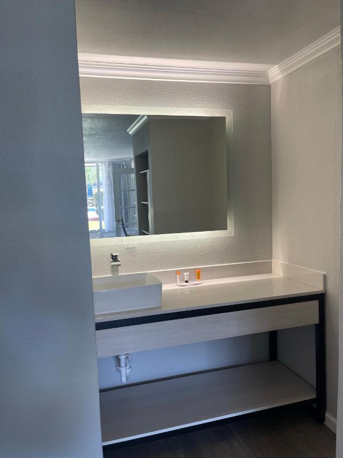 Mainstay Suites Florence Zewnętrze zdjęcie